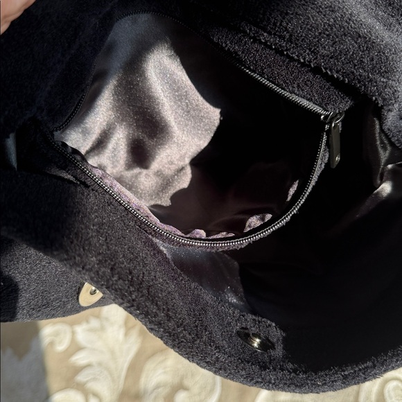 Designer inspired flap bag adjustable shoulder or crossbody Fleece like - Picture 5 of 8